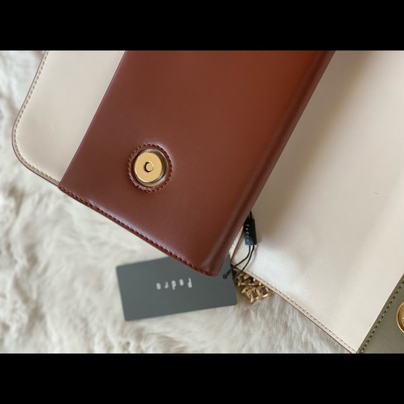 NWT Metal Chains Shoulder Bag - Picture 9 of 14